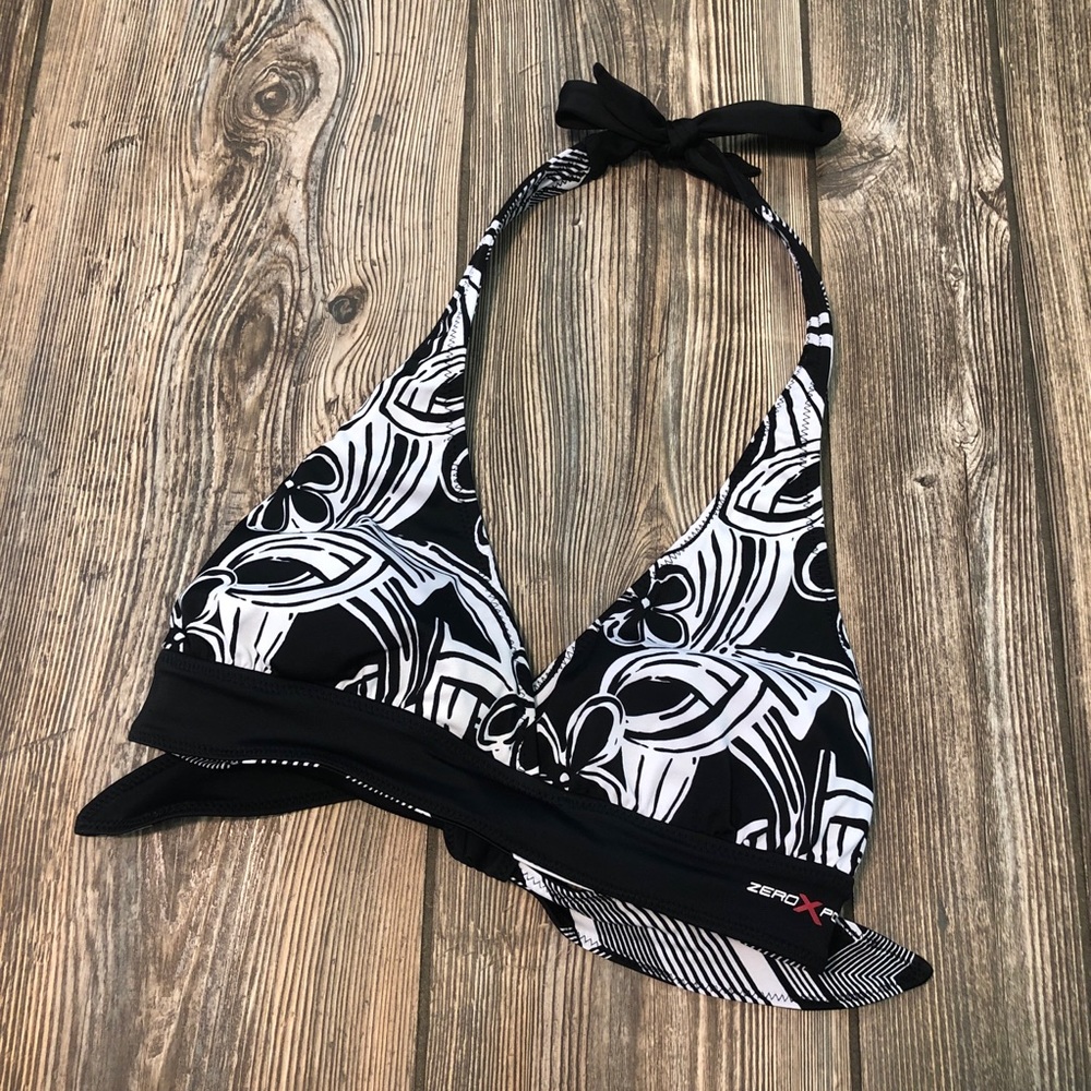 ZeroXposur Black and White Halter Bikini Top